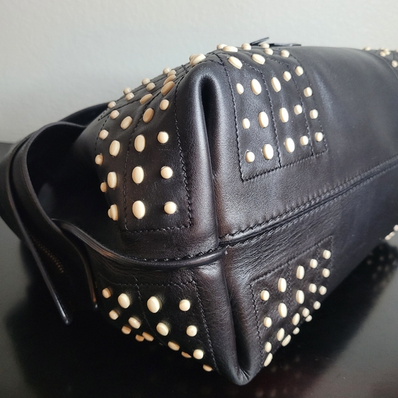 TODS Wave Gommini Black Leather Satchel - Picture 9 of 16